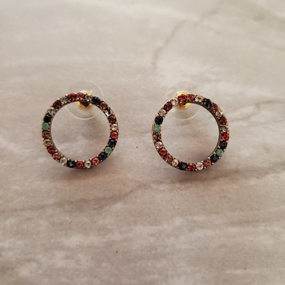 🌈 J.Crew Rainbow Pave Rhinestones Crystals Hoop Post Stud Earrings 🌈 - Picture 1 of 6